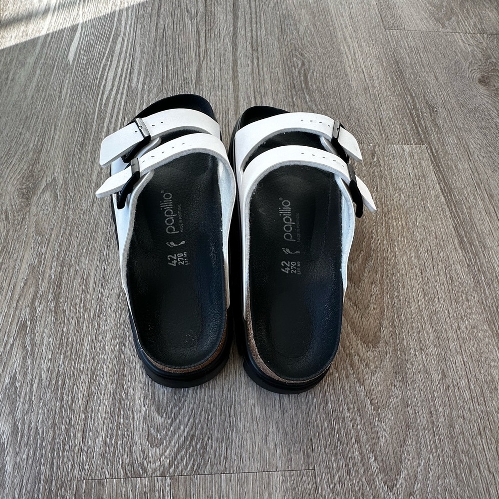 Papillio Black and White Sandals - Picture 5 of 7